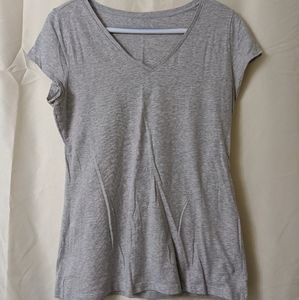Gray tee